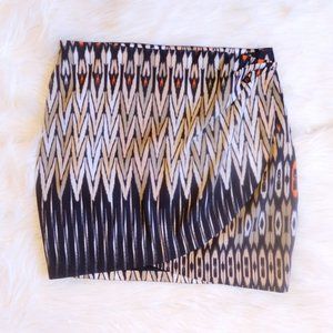 Patterned Mini Wrap skirt Size 2